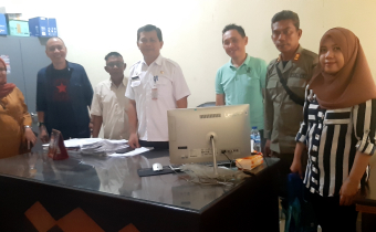 Konsultasi sekaligus Koordinasi Pemerintah Kecamatan Paal dua kota Manado Berkaitan dengan Rekomendasi