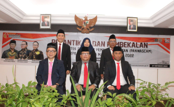 Panwascam Paal Dua Kunjungi pemerintah untuk Koordinasi